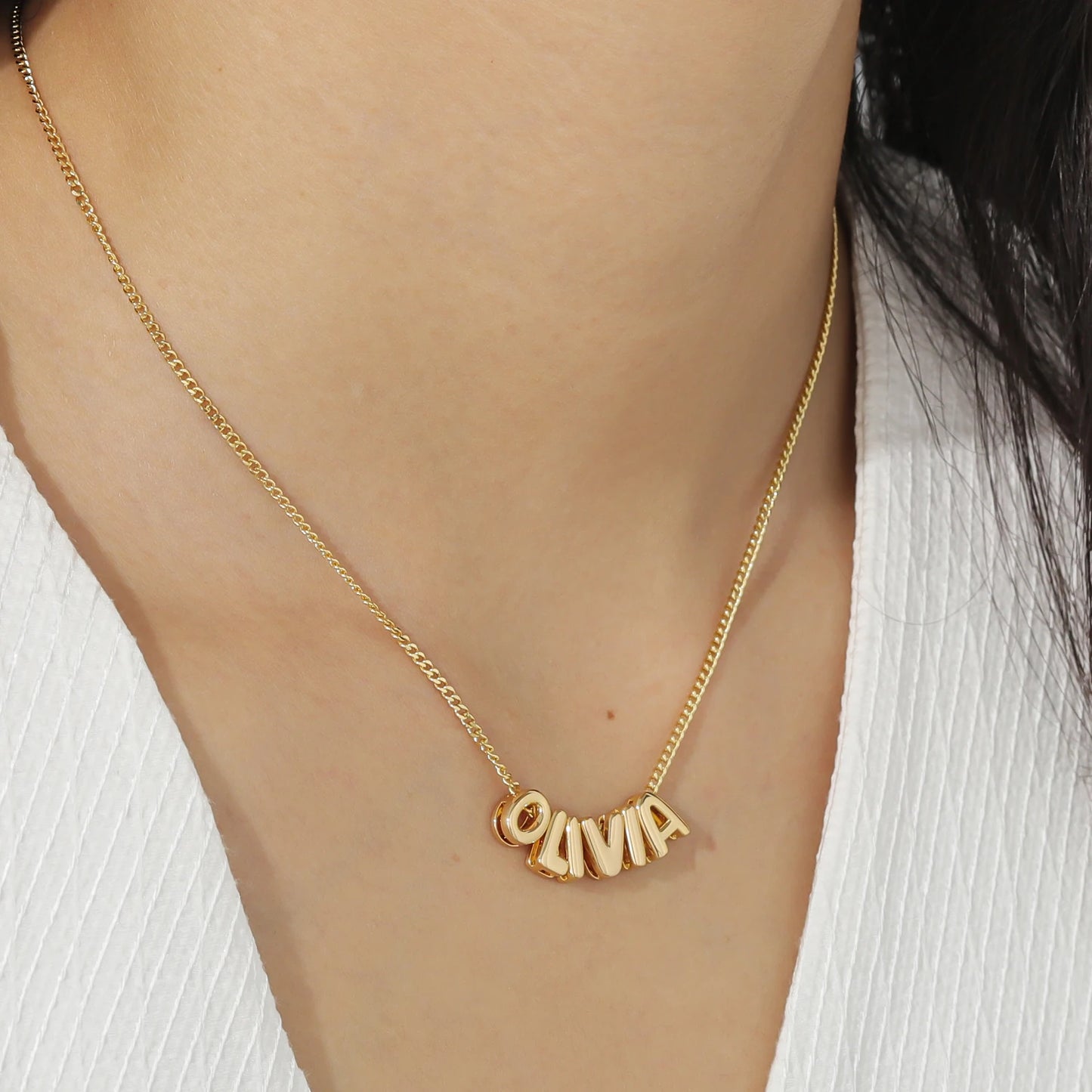 Bubble Letter Pendant Customized Name Necklace for Women